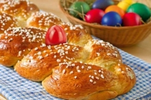 Πασχαλινό Τσουρέκι (1kg)