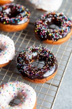 1 Καφές επιλογής + 1 Donut Μεγάλο επιλογής