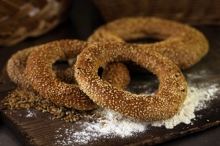 1 Καφές επιλογής + 1 Κουλούρι + 1 Νερό 500ml