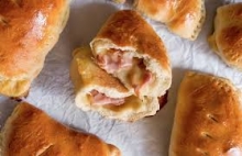 Χειροποίητο Ζαμπονοτυροπιτάκι (τεμάχιο)