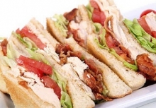 Club Sandwich Μπιφτέκι