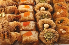 Μπακλαβαδάκι Αιγίνης (κιλό)