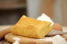 1 Καφές επιλογής + 1 Τυρόπιτα + 1 Νερό 500ml