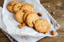 Cookies με Καραμελωμένο Αμύγδαλο (κιλό)