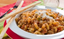 Μοσχαρίσια Γλώσσα με Κοφτό Μακαρονάκι