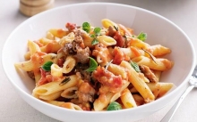 Αρνί με Κοφτό Μακαρονάκι