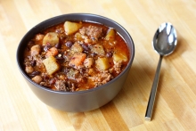 Πρόβατο Κοκκινιστό με Πατάτες