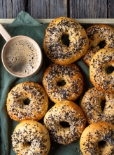 Bagel Ολικής Άλεσης Ταχίνι - Μέλι - Μπανάνα