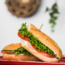 1 Καφές επιλογής + 1 Caesars Sandwich