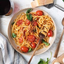 2 Pasta Pomodoro (1+1 ΔΩΡΟ)