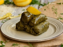 Ντολμαδάκια με Κιμά Αυγολέμονο