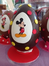 Χειροποίητο Σοκολατένιο Επώνυμο Αυγό Mickey Mouse (250gr)