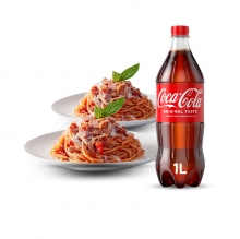 2 Μακαρονάδες επιλογής + 1 Coca-Cola 1lt ΔΩΡΟ