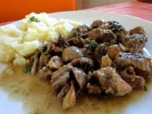 Χοιρινό Λεμονάτο με Μανιτάρια