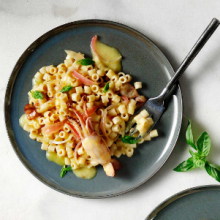 Καλαμάρι με Κοφτό Μακαρονάκι