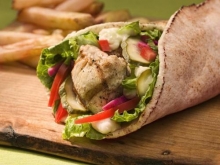 2 Πίτες Γίγας επιλογής + 2 Αναψυκτικά 330ml επιλογής