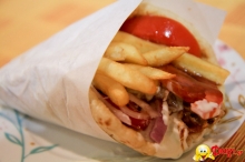 Πίτα Λουκάνικο