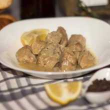 Χοιρινό Λεμονάτο Κατσαρόλας