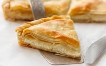 Τυρόπιτα με 4 Τυριά