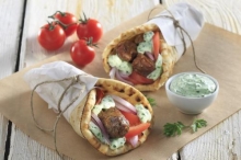 Πίτα Φιλέτο Κοτόπουλο