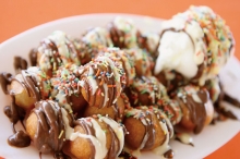 Λουκουμάδες Γεμιστοί