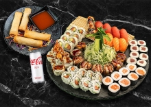 1 Combo Sushi + 1 Spring Rolls ΔΩΡΟ + 2 Αναψυκτικά 330ml επιλογής ΜΟΝΟ 0.99€