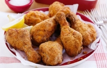 Σιγοψημένα Μπουτάκια Κοτόπουλο με Κρούστα Παρμεζάνας