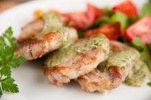 Χοιρινό Σιγομαγειρεμένο σε Γιαούρτι