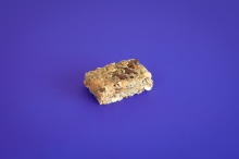 Μπάρα Δημητριακών Γεμιστή με Φυστικοβούτυρο