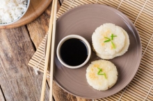 Rice Cake με Αυγό και Λαχανικά