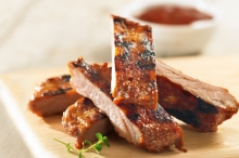 Τηγανητά Χοιρινά Παϊδάκια με Σάλτσα BBQ