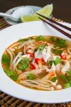 Σούπα Κοτόπουλο με Noodles