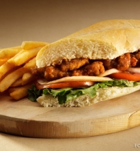 1 Chickys + 1 Μερίδα Πατάτες Τηγανητές+ 1 Coca-Cola 330ml