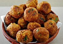 Ρεβυθοκεφτέδες (τεμάχιο)