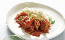 Μοσχαράκι Κοκκινιστό