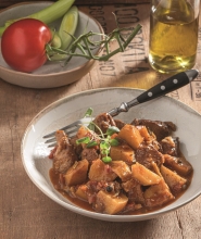 Χοιρινό με Πατάτες Ραγού