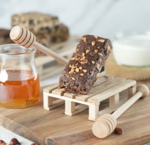 Μπάρα Δημητριακών Γεμιστή με Καρύδα