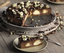 Προφιτερόλ Τσουρέκι