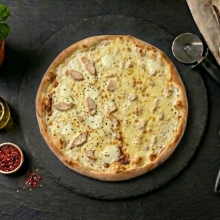 Πίτσα Κοτόπουλο A La Creme (30cm)