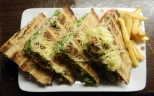 Γίγας Πίτα Club Academy Με Γύρο Χοιρινό (στα κάρβουνα)