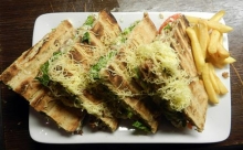 Γίγας Πίτα Club Academy Με Γύρο Κοτόπουλο (στα κάρβουνα)