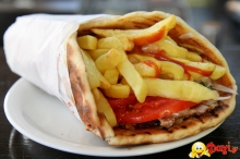 Πίτα Σνίτσελ Κοτόπουλο