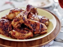 Μισό Κοτόπουλο Σχάρας (500gr) + 1 Σαλάτα Caesars + 1 Αναψυκτικό 330ml επιλογής