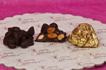 Κεράσματα Ανώμαλο με Αμύγδαλο (κιλό)