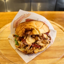 Ψωμάκι Γύρος Κοτόπουλο Classic