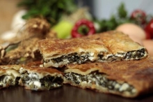 Μπουγάτσα Κωνσταντινούπολης με Σπανάκι και Τυρί (γίγας)