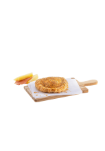 Χειροποίητη Πίτα με Γραβιέρα Κρήτης και Κομμάτι Χοιρινό Φιλέτου