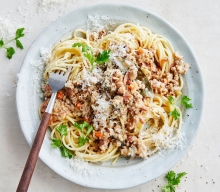 Ζυμαρικά White Bolognese
