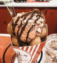 2 Bubble Waffle Mr Oreo