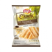 Lays Ολικής Άλεσης Sour Cream και Μαύρο Πιπέρι (68gr)